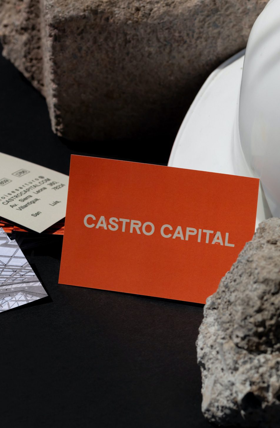Castro Capital | Stefano Chioccioli Winemaker mk 2 YGAcYJAs6Zc unsplash